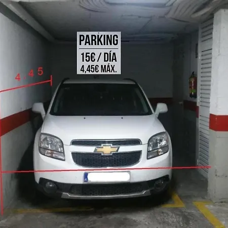 La Farola Centro De Con Parking 445 Max *