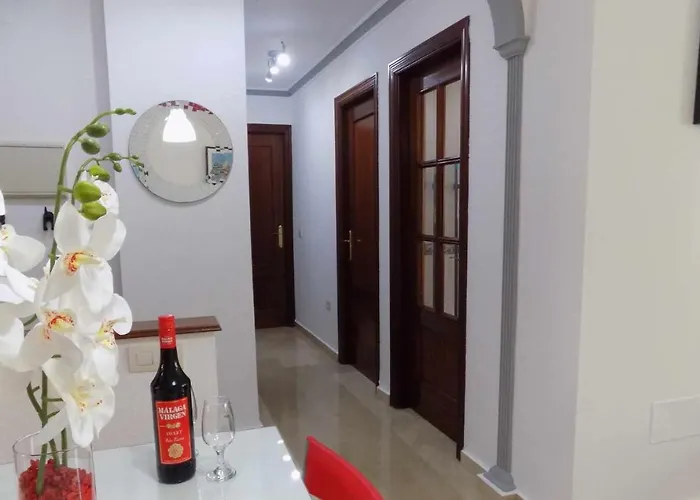 Apartment La Farola Centro De Con Parking 445 Max Malaga